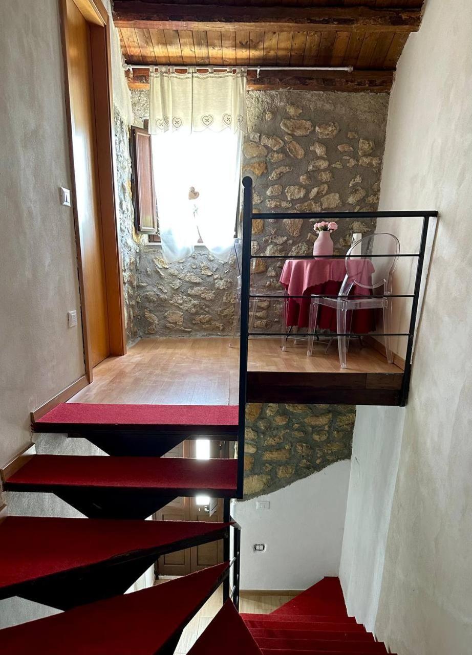 Roba Albanisi Otel Aragona Dış mekan fotoğraf